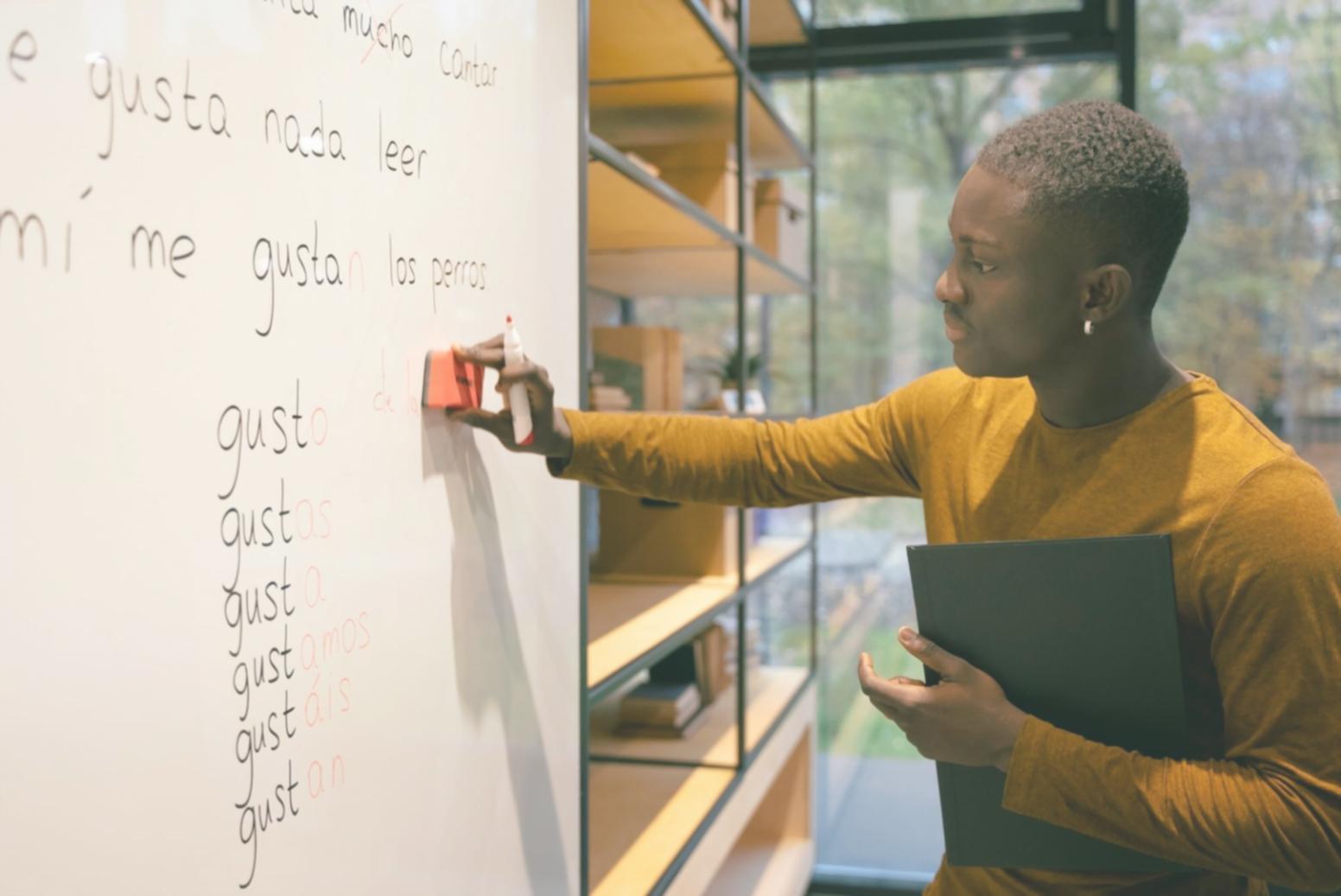 Entrepreneur travaillant sur ses finances